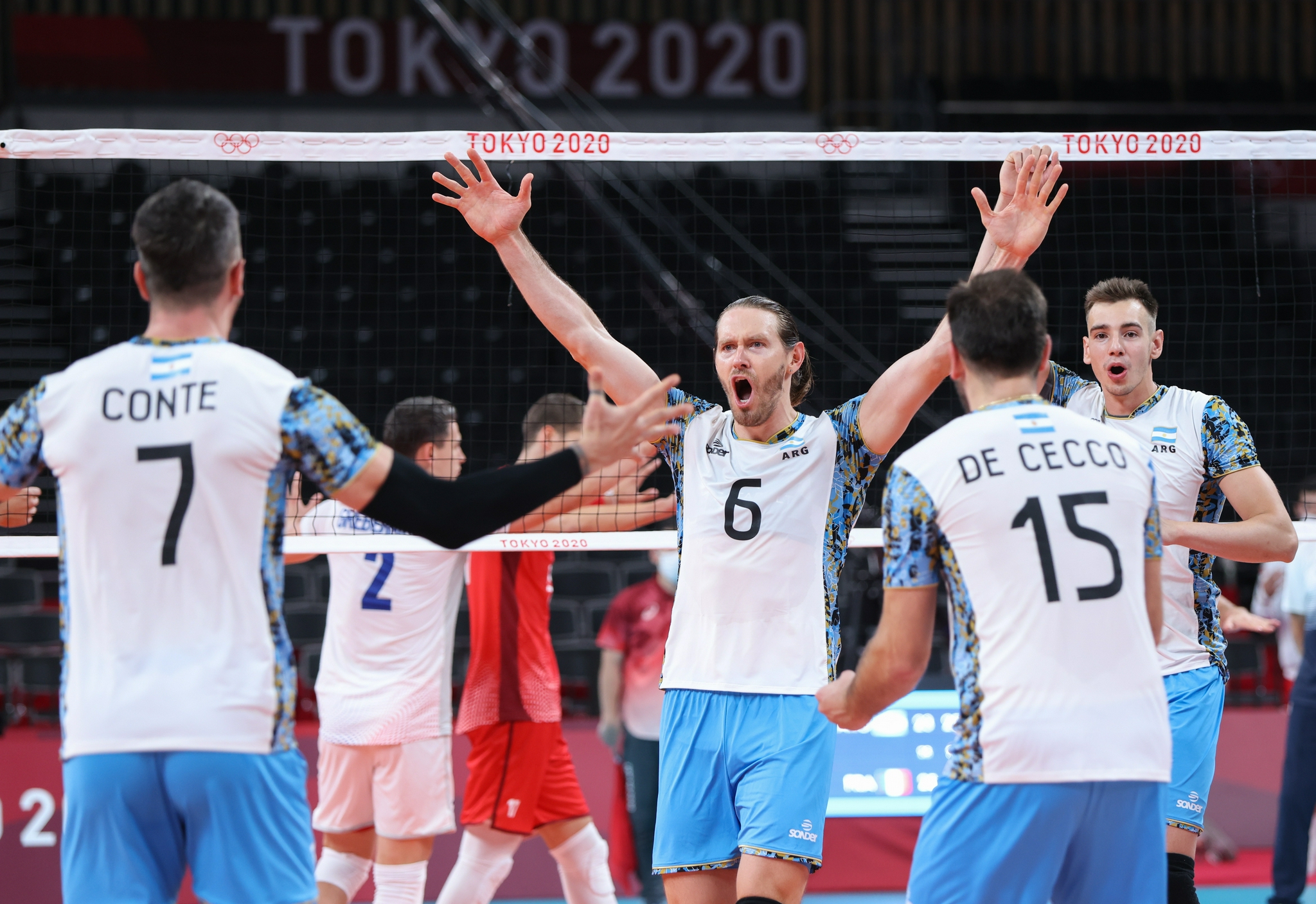 法国队险胜中国队，黄鸭组合带队取胜