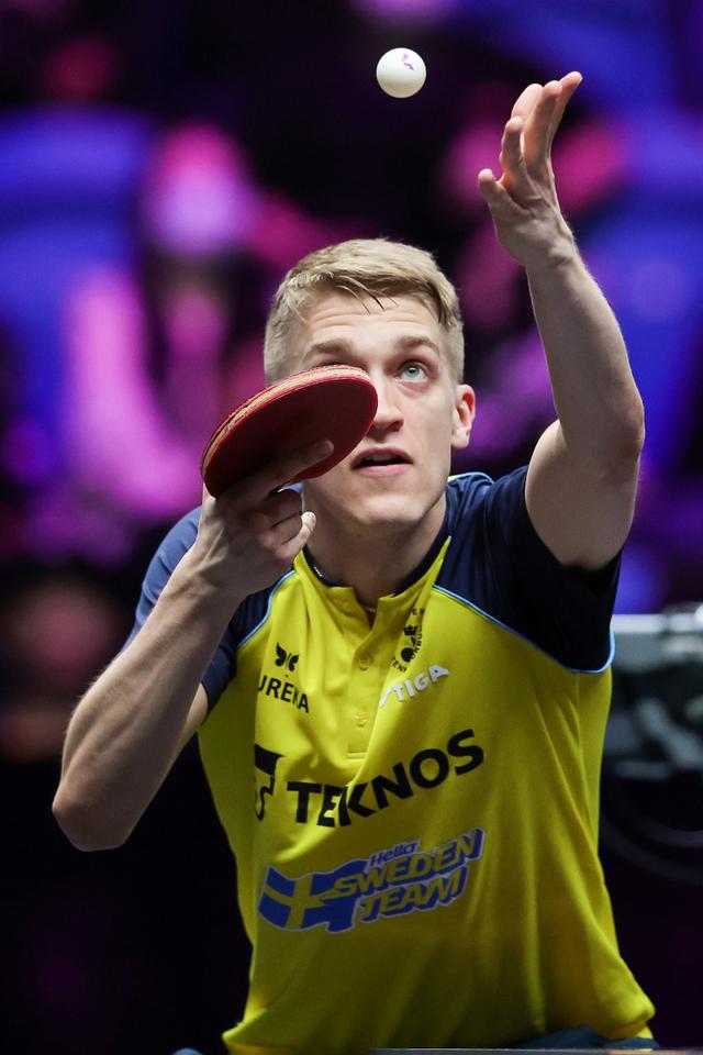 瑞典队鏖战法国队，波尔带队取胜