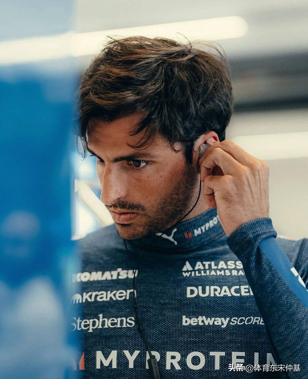 雷诺车队完胜威廉姆斯，塞恩斯状态火热