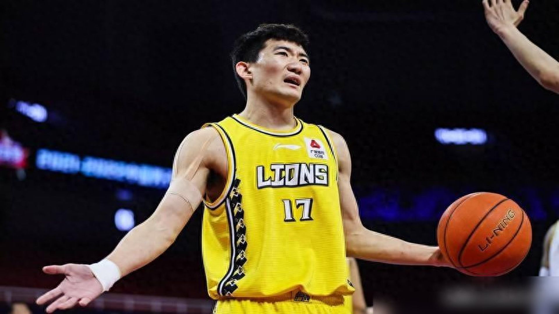 辽宁队绝杀四川队，孙铭徽刷新纪录