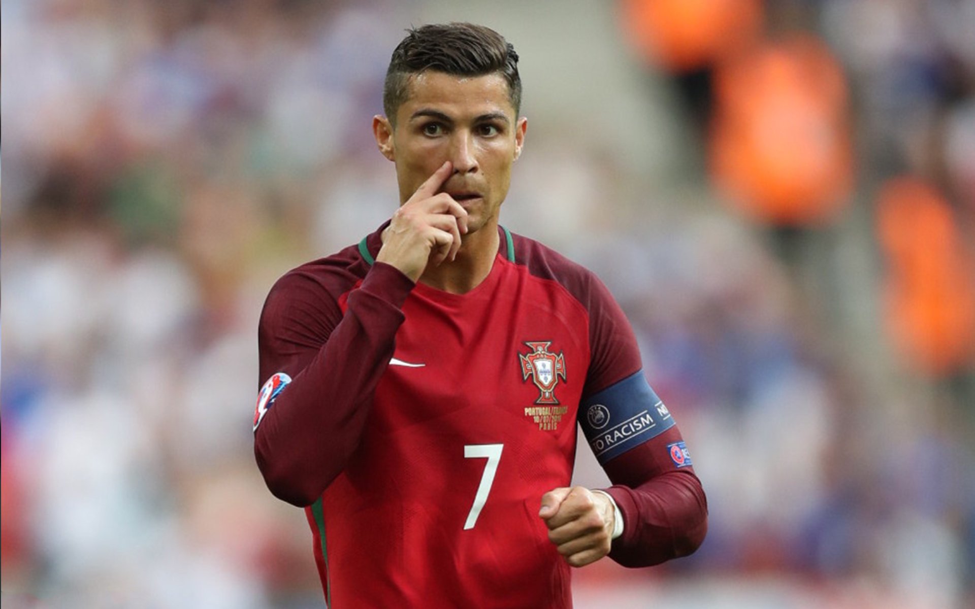 克瓦拉茨赫利亚闪电两击撕裂防线，英格兰客场梦碎格鲁吉亚之夜