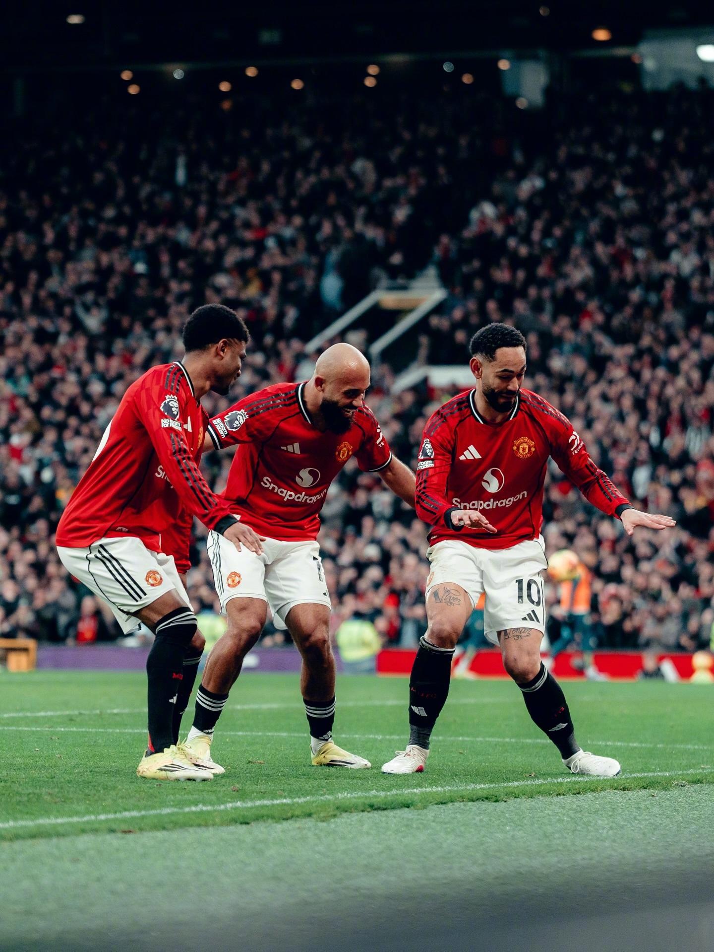 曼联逆转荷兰，伊布关键制胜